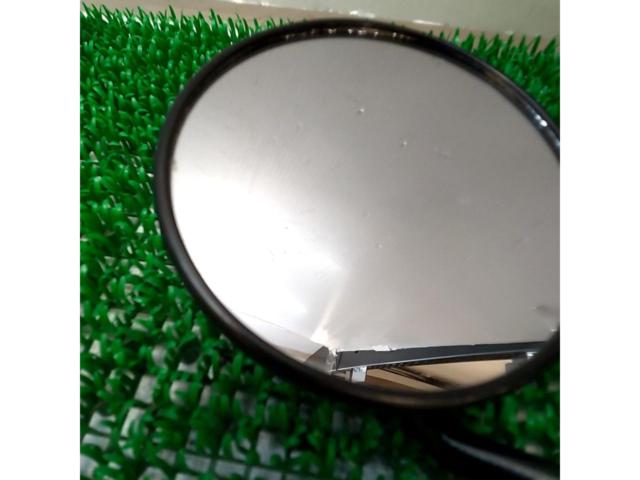 [M10
Diameter: Approximately 11cm, round mirror