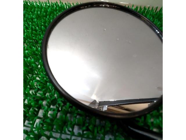 [M10
Diameter: Approximately 11cm, round mirror