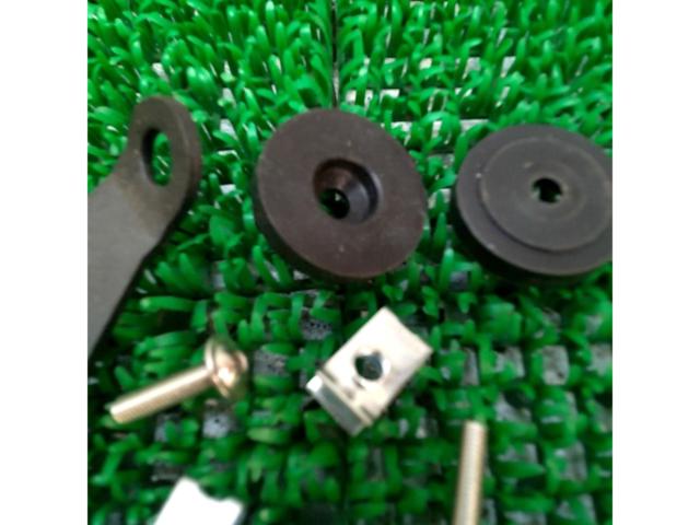 Knuckle guard spacer
