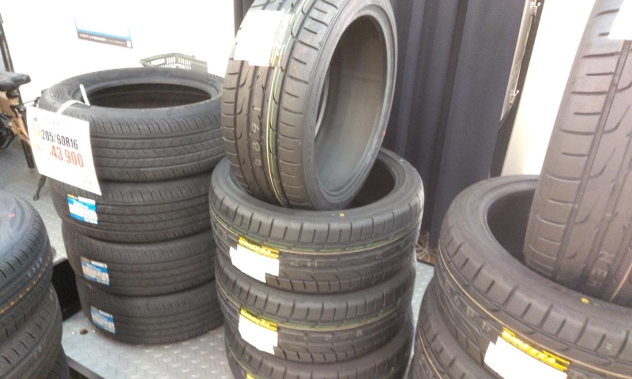 ★新品タイヤ4本セット★DUNLOP DIREZZA DZ102 225/40R18 88W