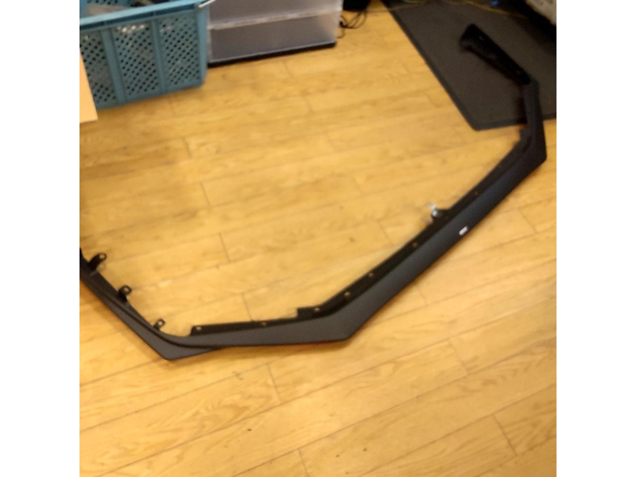 STI
Front under spoiler + skirt lip (D type and later)
(For GT/GT-S) VM series Levorg