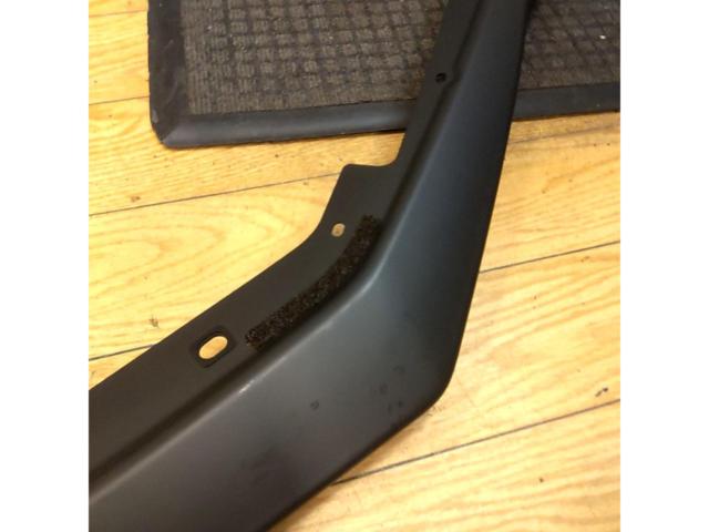 STI
Front under spoiler + skirt lip (D type and later)
(For GT/GT-S) VM series Levorg