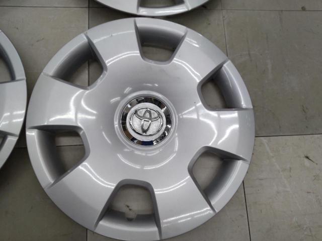 TOYOTA 純正ホイールキャップ