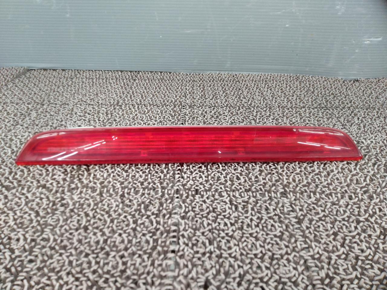 MAZDA
Genuine high-mount stop lamp