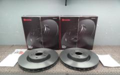 brembo
Front brake rotor