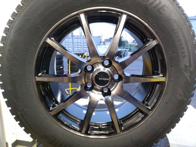 BRIDGESTONE ECO FORME CRS23+BRIDGESTONE BLIZZAK DM-V3