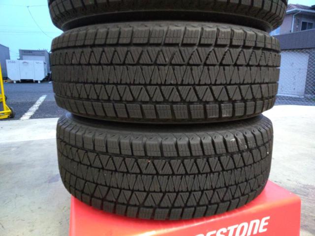 BRIDGESTONE ECO FORME CRS23+BRIDGESTONE BLIZZAK DM-V3