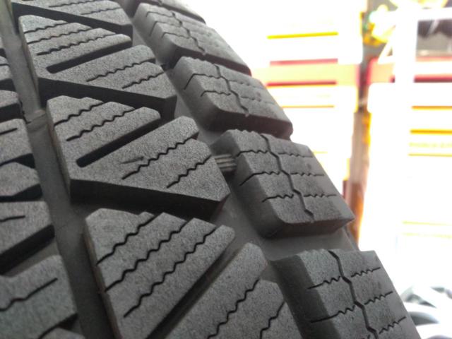 SUBARU
GT system
XV
Original wheel
+ BRIDGESTONE
BLIZZAK
DM-V3