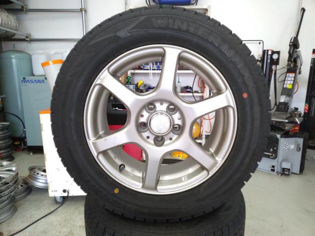 YOKOHAMA
YFC
LAYCEA02
+
DUNLOP
WINTER
MAXX
WM02