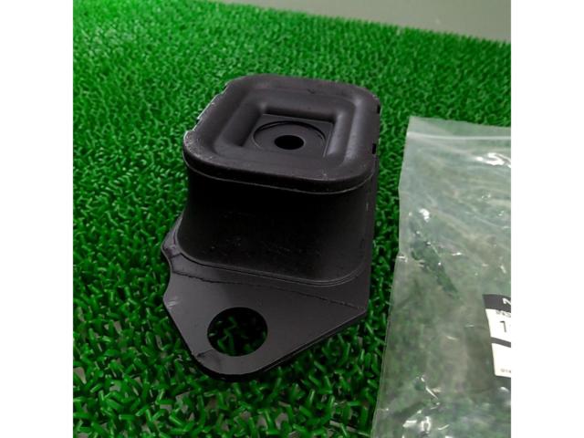 Nissan
Genuine insulator
Engine mount
LH Notebook
March]