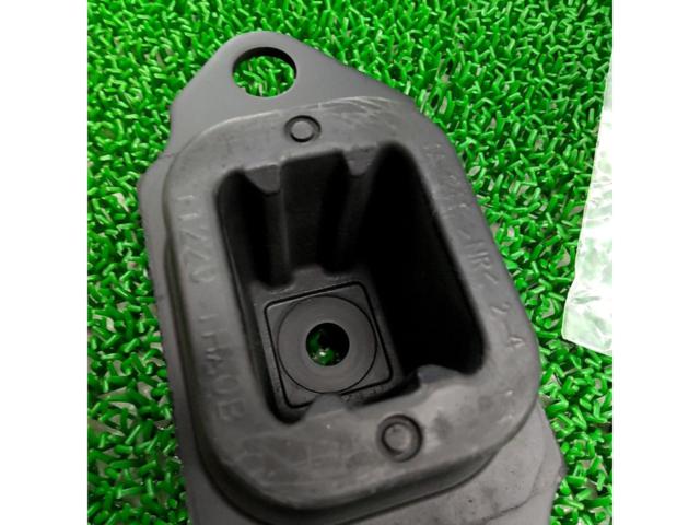 Nissan
Genuine insulator
Engine mount
LH Notebook
March]