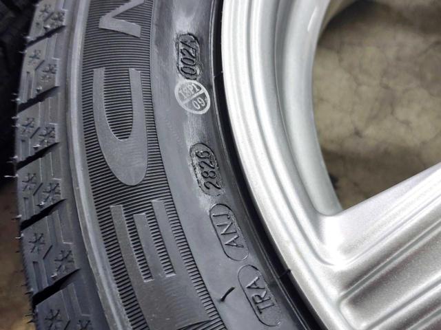 BRIDGESTONE(ブリヂストン)  BALMINUM VR5  + KENDA(ケンダ) ICETEC NEO KR36