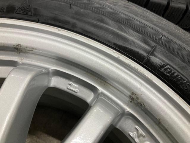 Toyota
Prius / 50 system
Original wheel
+
BRIDGESTONE
BLIZZAK
VRX3