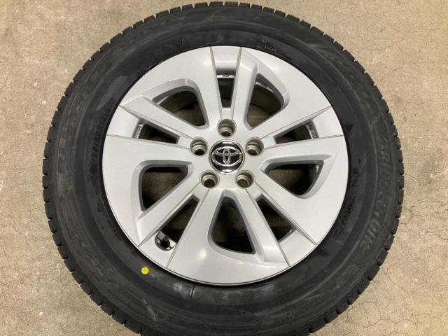 Toyota
Prius / 50 system
Original wheel
+
BRIDGESTONE
BLIZZAK
VRX3
