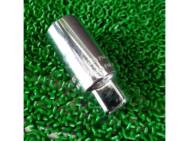 ロックナットキー 万能ソケット