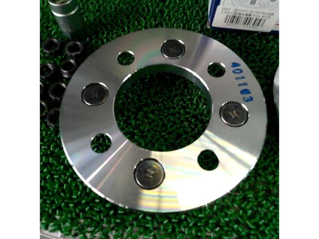 KICS ワイドトレッドスペーサー 100-4H 11mm