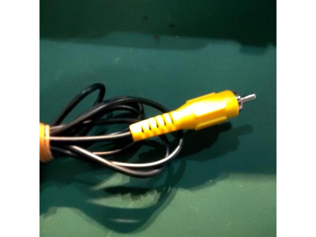 RCA cable
Male / male