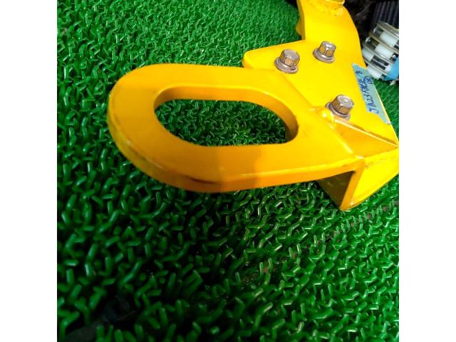 APIO
Tow hooks
Front yellow JIMNY