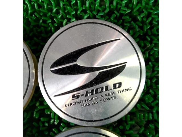 S-HOLD
Center cap
60mm
Four