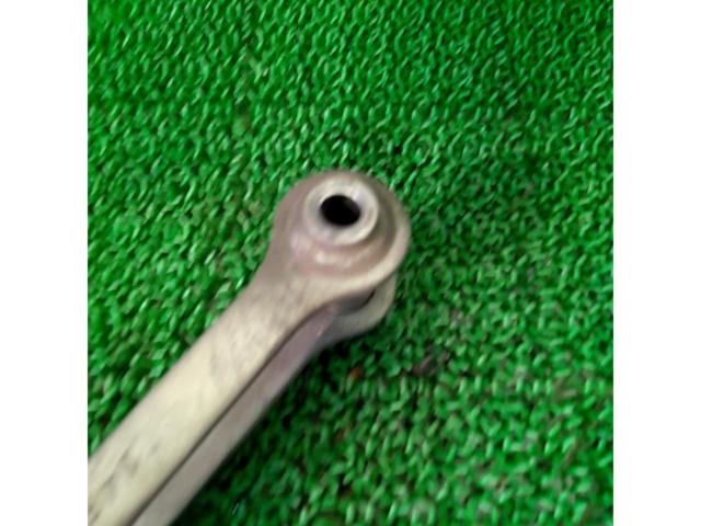 SUZUKI genuine
Shock link