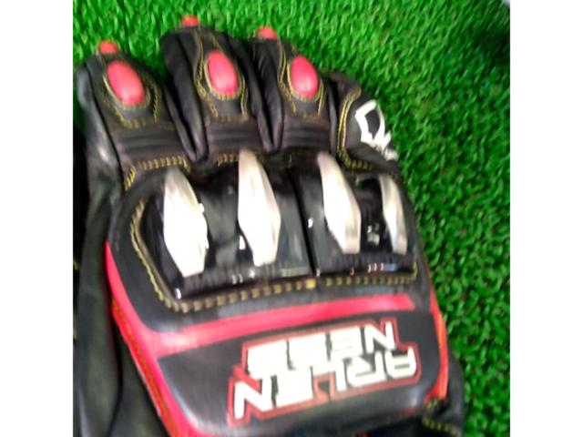 Arlen
Ness
Magnesium racing gloves Size: L/9