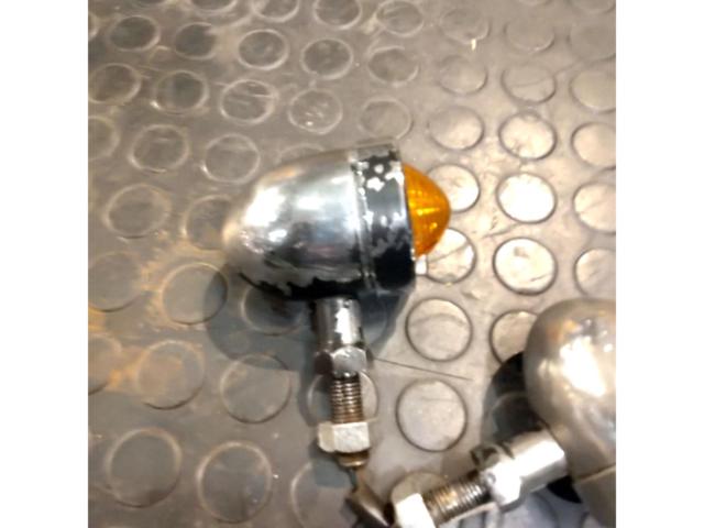 Unknown Manufacturer
Turn signal
Plated cover