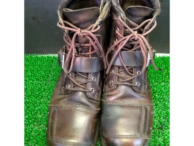Size: 25.5 ALPHA
(alpha
Industries)
ALPHA
7HOLE
Buckle boots