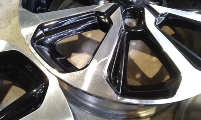 Mitsubishi
Mirage original wheel