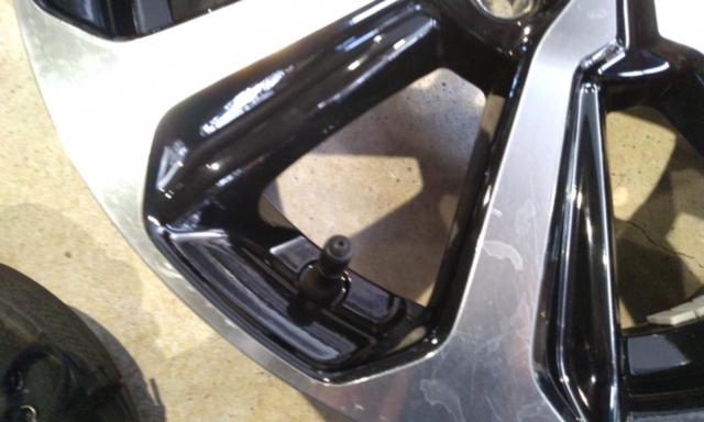 Mitsubishi
Mirage original wheel