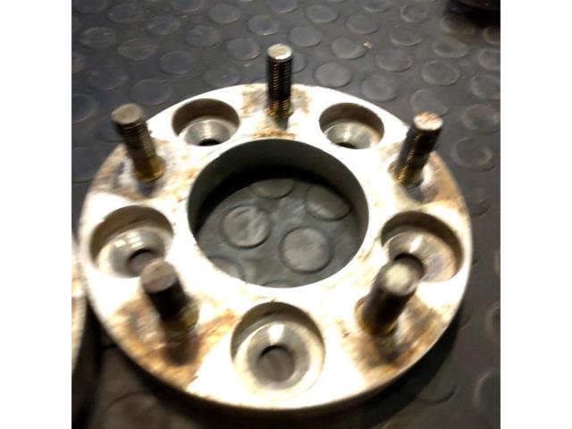 Unknown Manufacturer
Wide tread spacer
114.3-5
20 mm
M12 × P1.5
73Φ