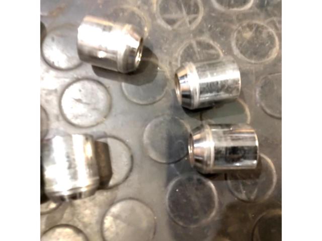 Genuine Toyota McGARD lock nuts (tapered)
08456-B2020