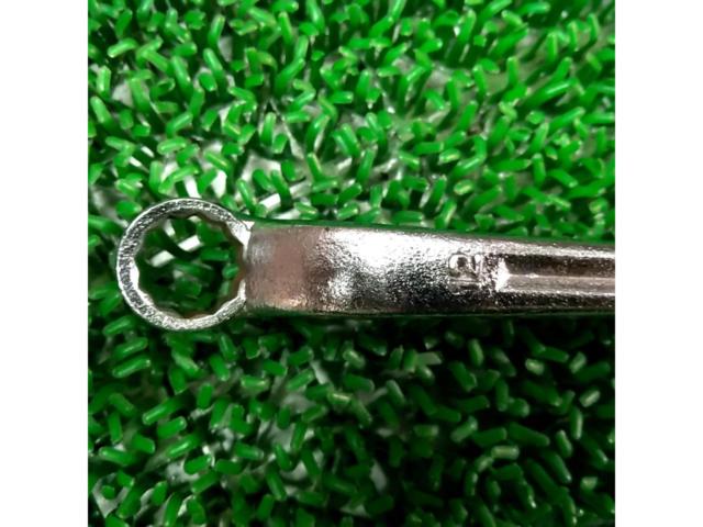 SUPER
Glasses wrench
10/12