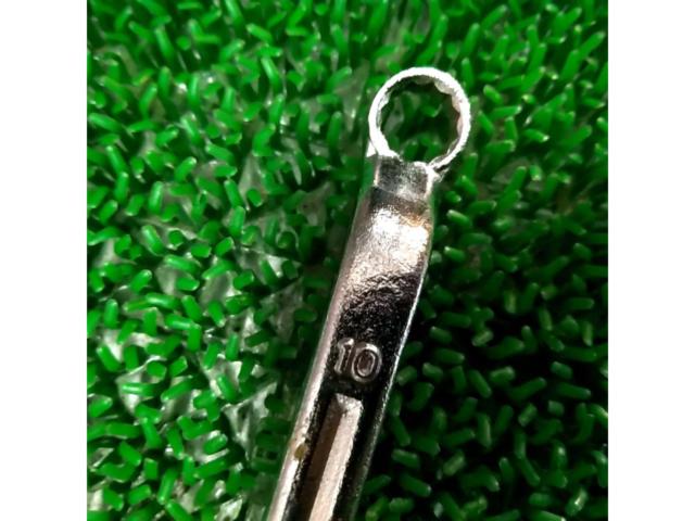SUPER
Glasses wrench
10/12