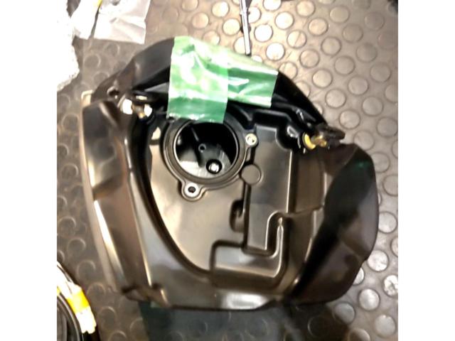 HarleyDavidson
Genuine air cleaner box for Street Glide/FLHXS