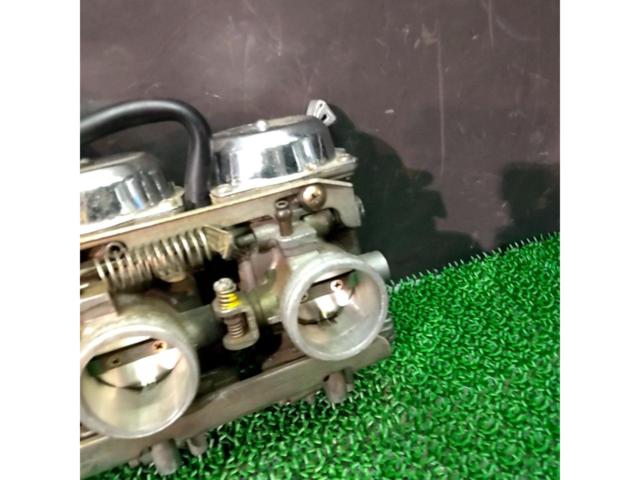 KAWASAKI 純正キャブレータ【ゼファー1100】