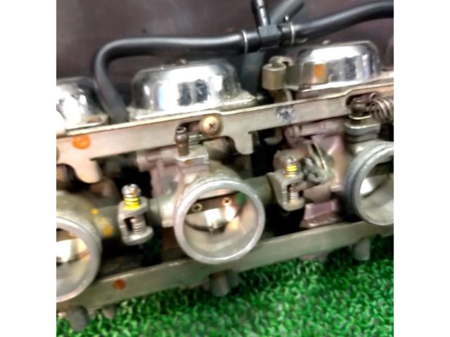 KAWASAKI 純正キャブレータ【ゼファー1100】