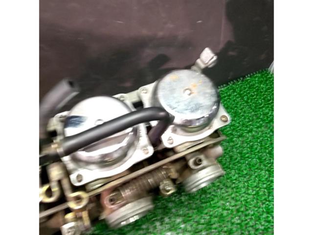 KAWASAKI 純正キャブレータ【ゼファー1100】