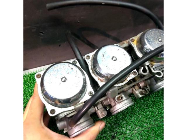 KAWASAKI 純正キャブレータ【ゼファー1100】