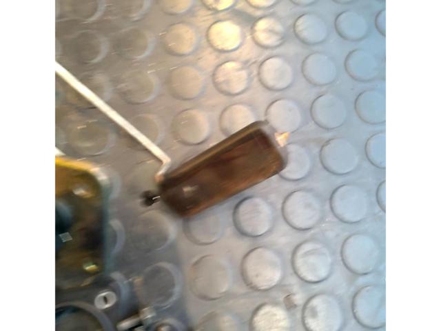 メーカー不明 燃料フロート【車種不明品】
