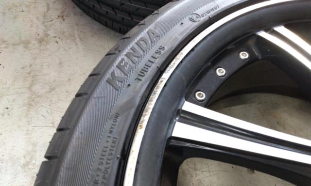 MONZA
JAPAN
WARWIC (Warwick)
DS.05
(5HOLE)
+
KENDA (Kenda)
KR 201