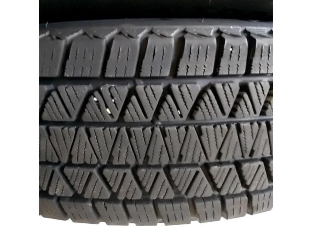 5本スポークホイール+BRIDGESTONE BLIZZAK DM-V3 175/80-16