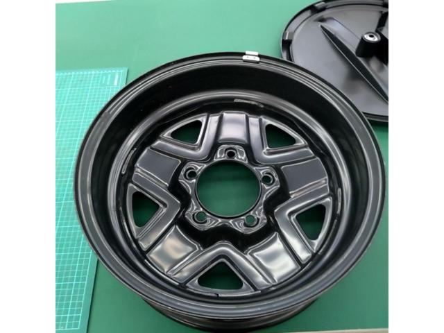 Suzuki genuine
Rear wheel/bracket/cover for Jimny