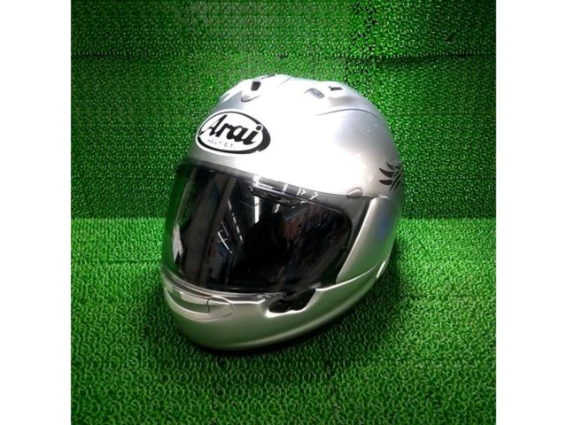 Arai
RX-7 Size: L
59-60cm