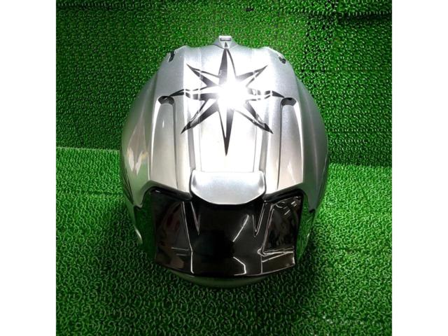 Arai
RX-7 Size: L
59-60cm