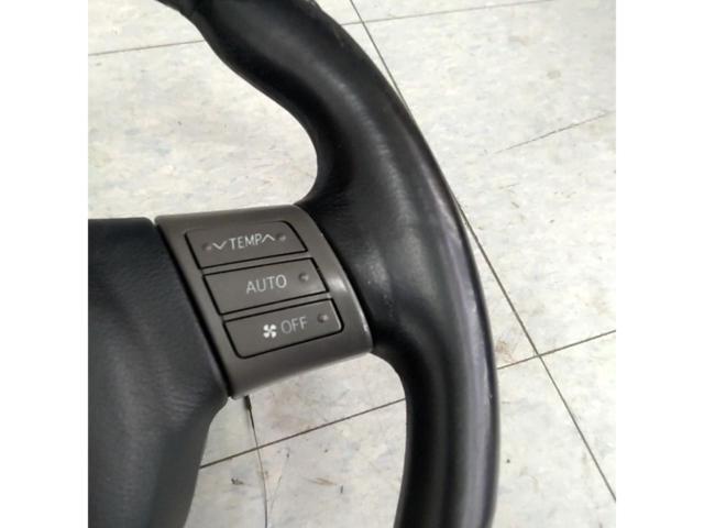 DAIHATSU genuine
MOMO leather steering wheel for L175S/MOVE etc.