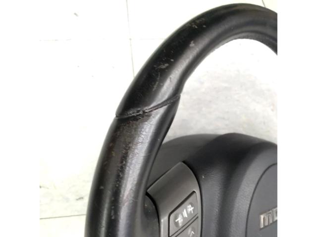 DAIHATSU genuine
MOMO leather steering wheel for L175S/MOVE etc.