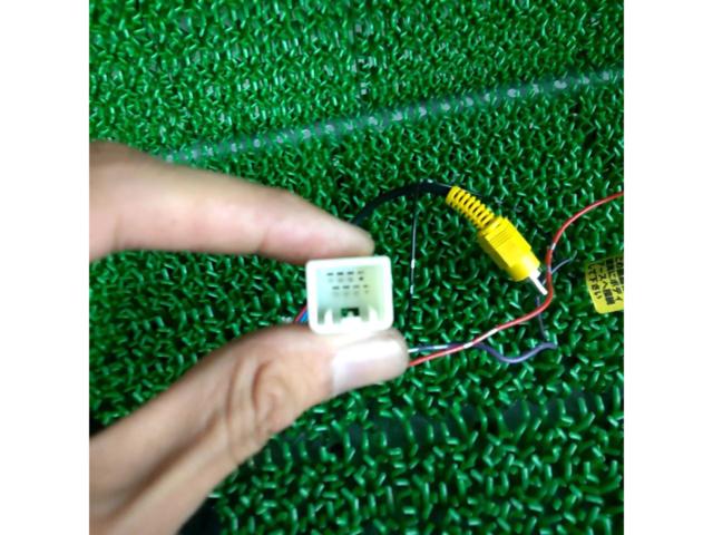Datasystem
Rear camera connection adapter
RCA013H