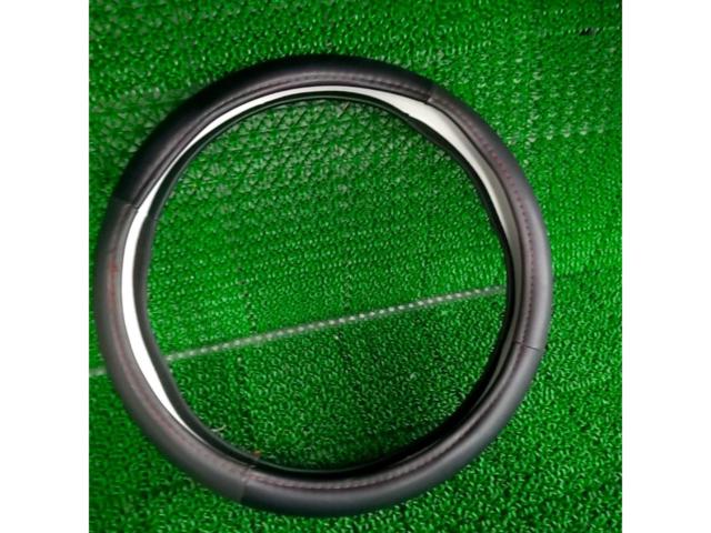 MOMO
Steering Cover