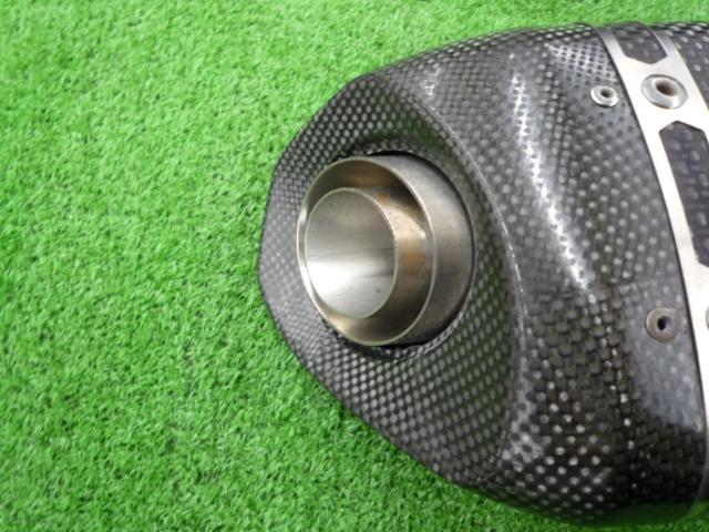 AKRAPOVIC  カーボンスリップオンサイレンサー