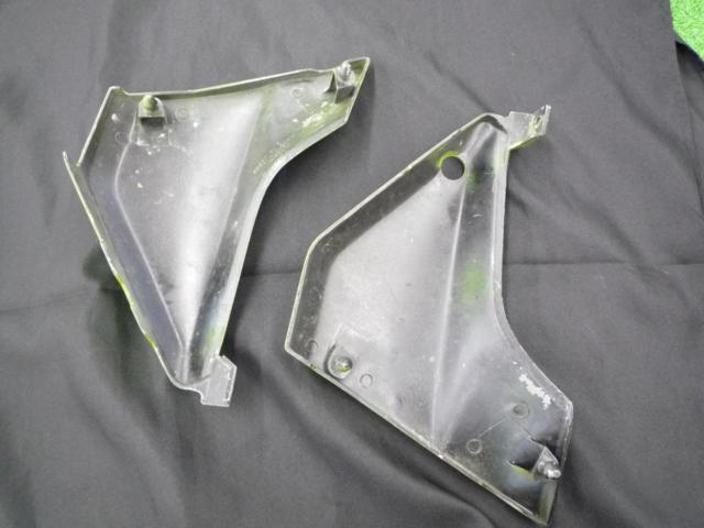 【KAWASAKI】ZRX400 サイドカバー 左右セット